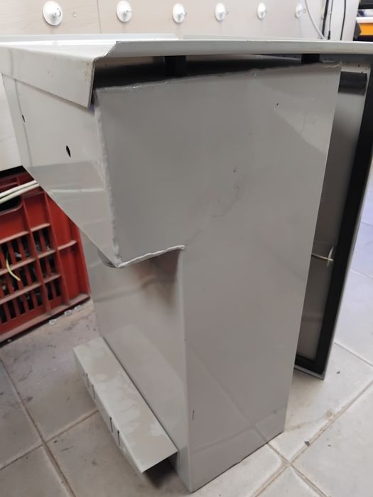 Безплатна доставка! Нови метални елтабла за външен монтаж