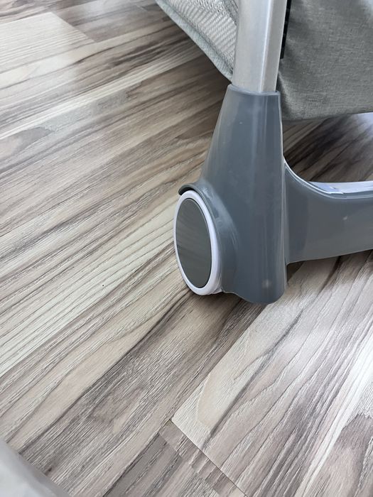 Продам стульчик для кормления