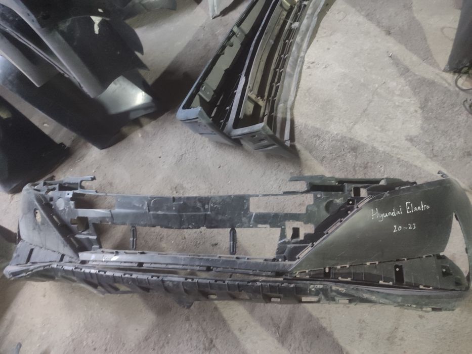 бампер Hyundai Elantra