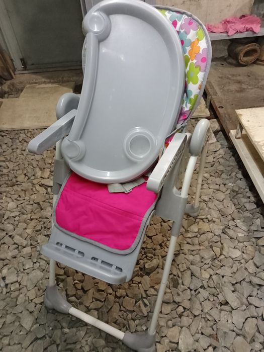 Продам стульчик для кормления