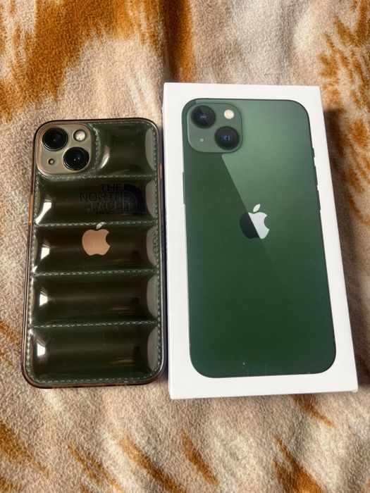 Продам айфон 13