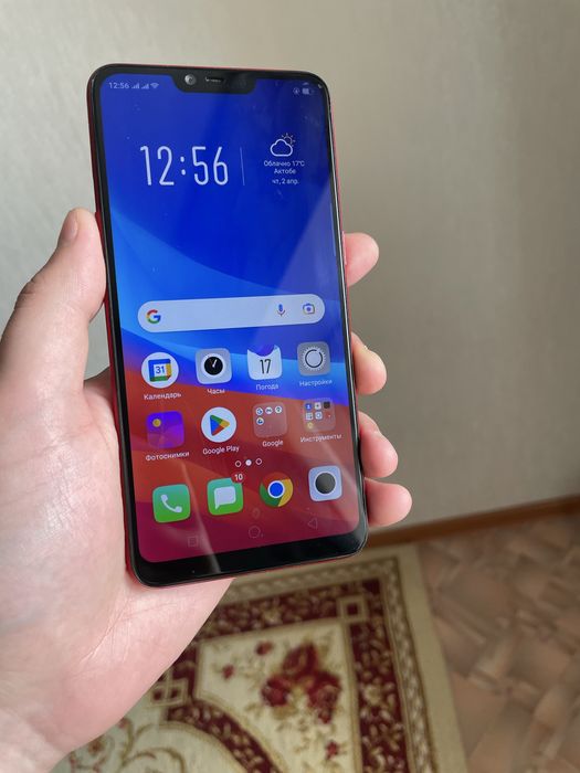 Продам OPPO A3s.