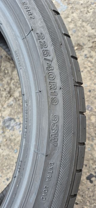 4 anvelope vara Bridgestone 225/40/19,dot 2022.Pretul este pe bucata.