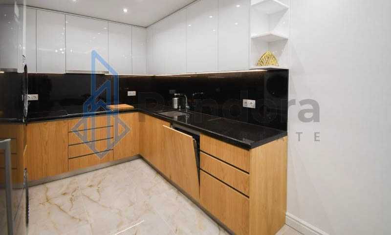 Дава се под наем Четиристаен апартамент в София, Младост 4 - 145 кв.м за 1100 € - Снимка #4