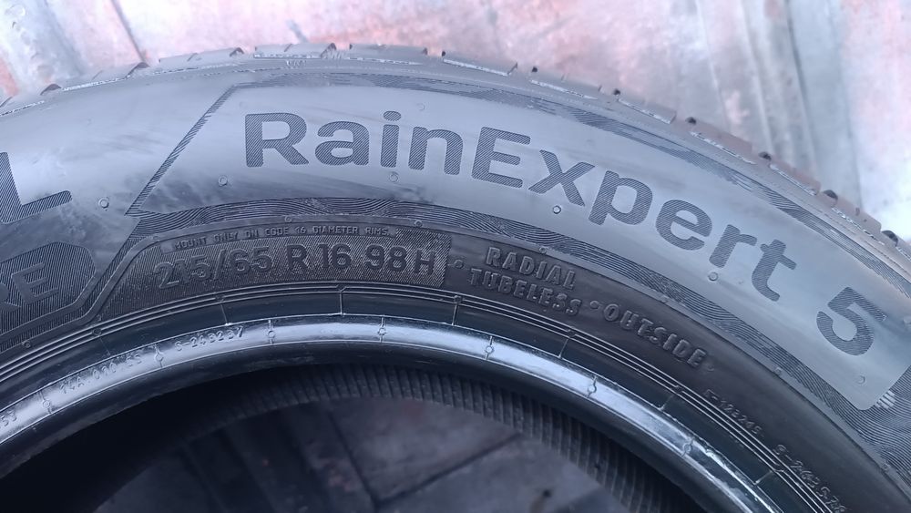 215/65/16 Uniroyal Дот 4324