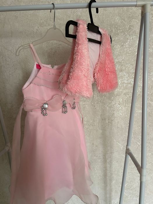 Платья детские нарядные