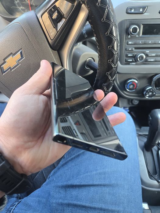 Samsung S 23ultra ekrani abadogi b.n