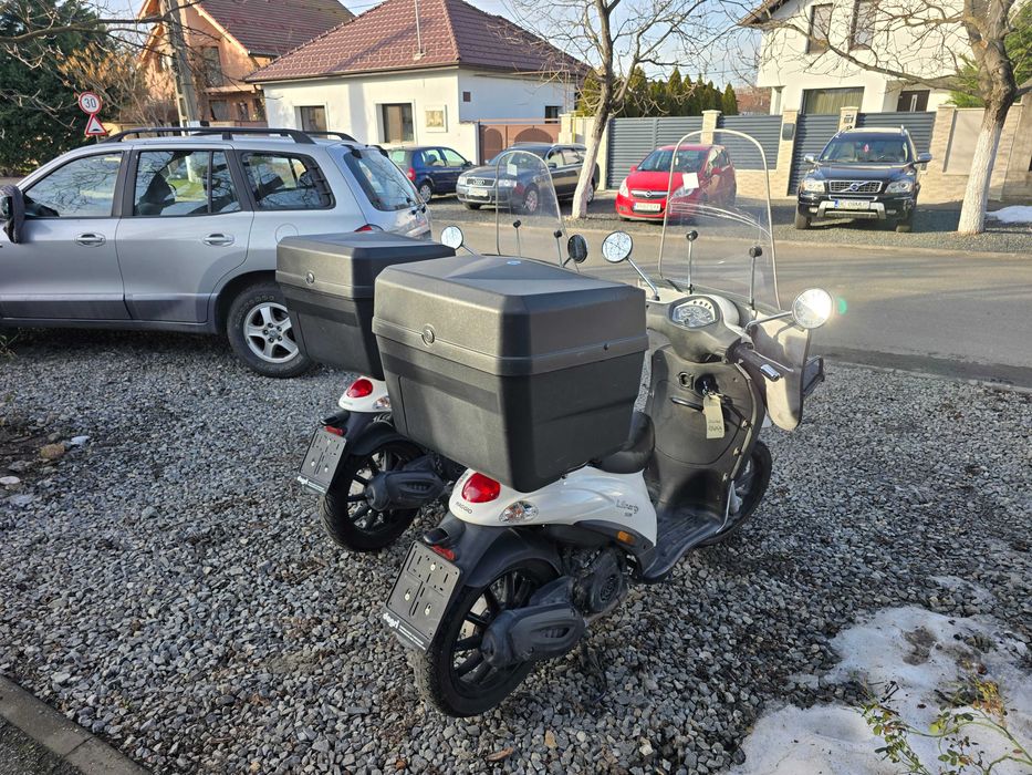 Scuter Piaggio Liberty Corporate 125i an 2022