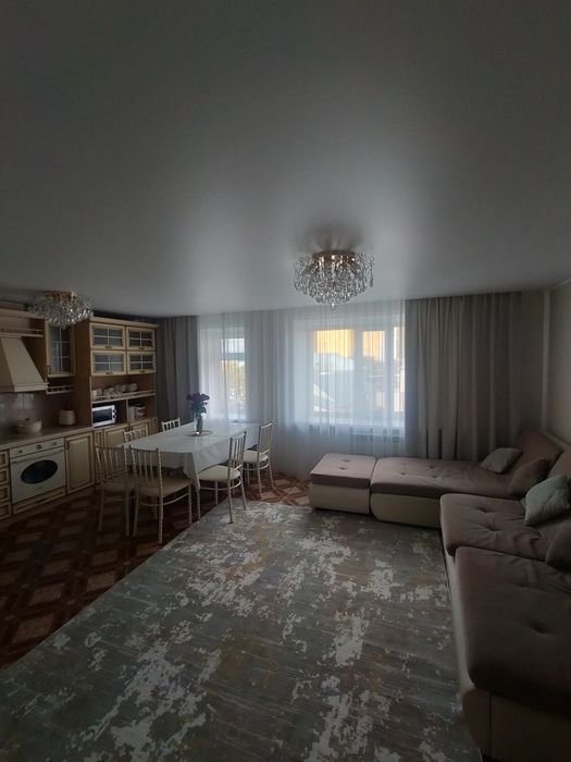 Продаю 4х комнатную квартиру