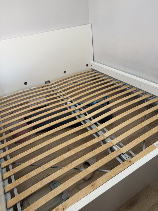 Продам кровать Икеа в отличном состочний