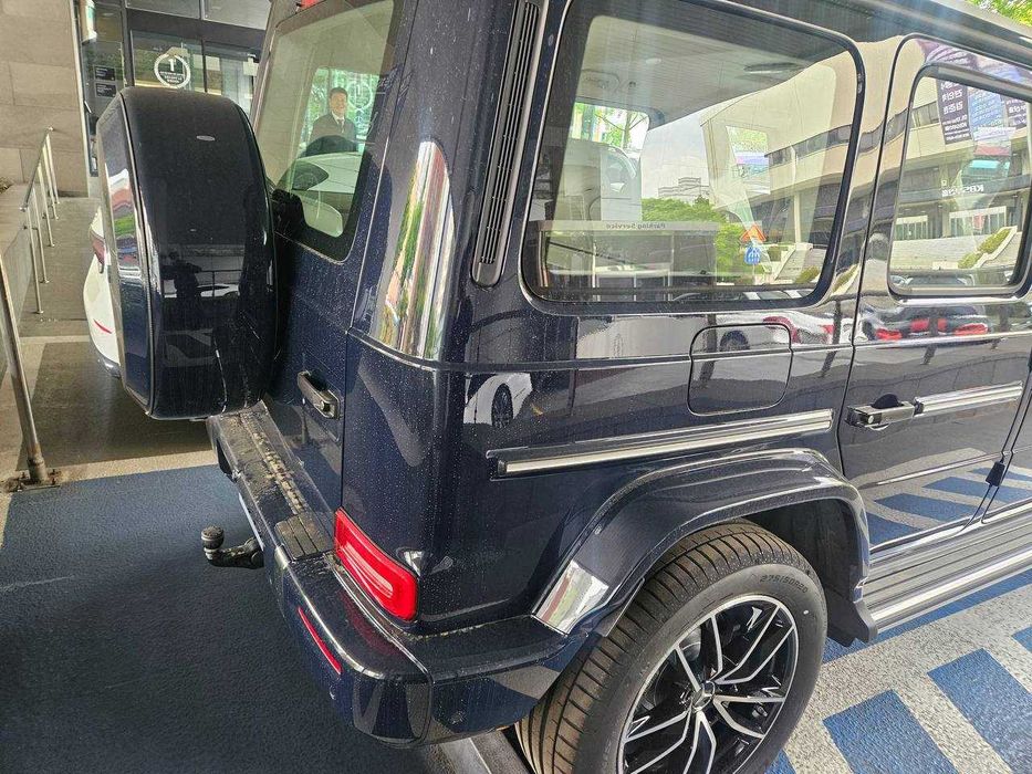Mercedes-Benz G450d Manufaktur (в Корее)