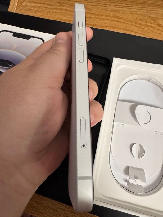 iPhone 16e 128 gb