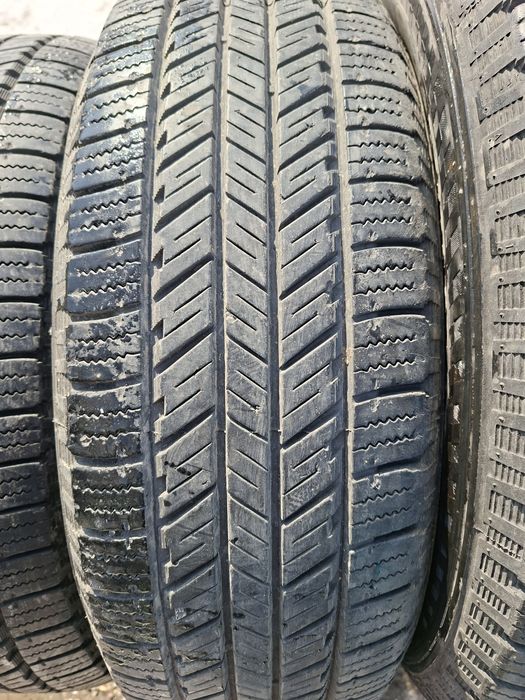 Продам шины 235/65/17