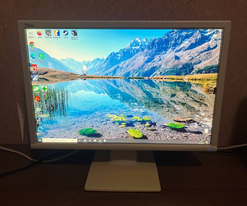 Монитор 22 дюйма Fujitsu Siemens SCENICVIEW E22W018D.