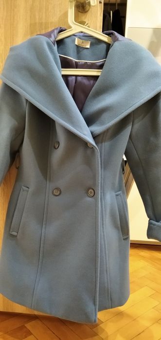 Палто,ново,облечено веднъж