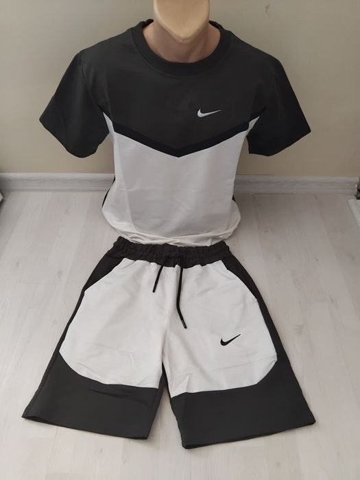 Compleuri baieti Nike Tech si CalvinKlein.