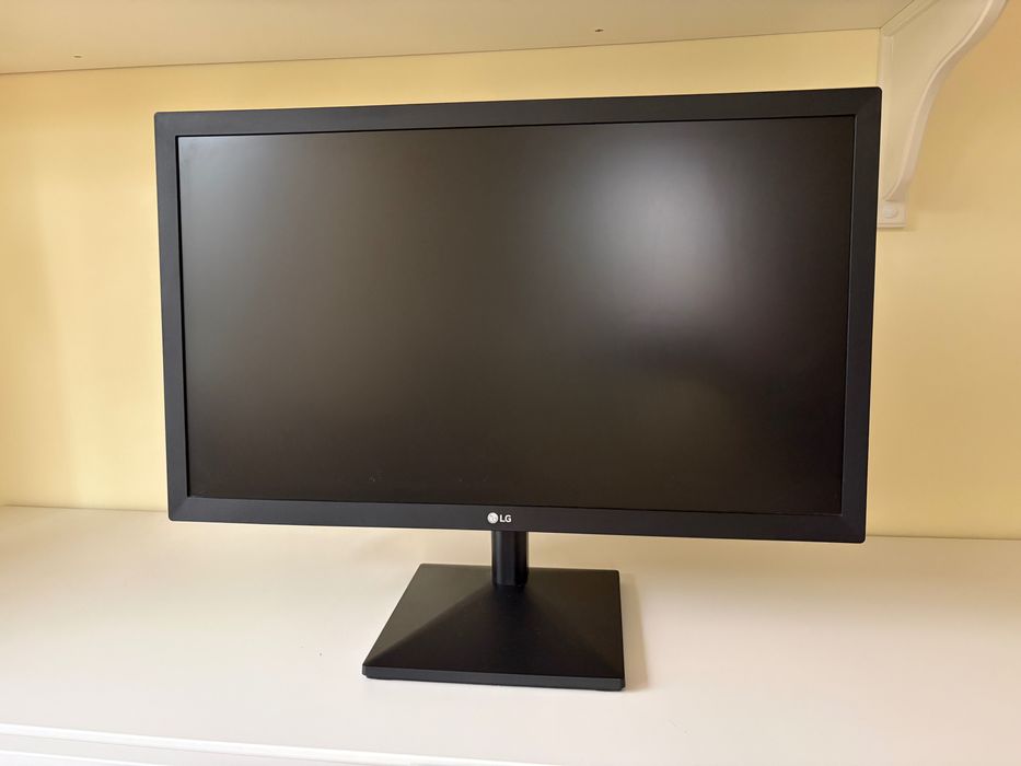 Монитор LG 22MK400H-B