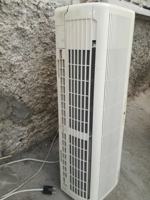 Инверторен климатик Airwell за части