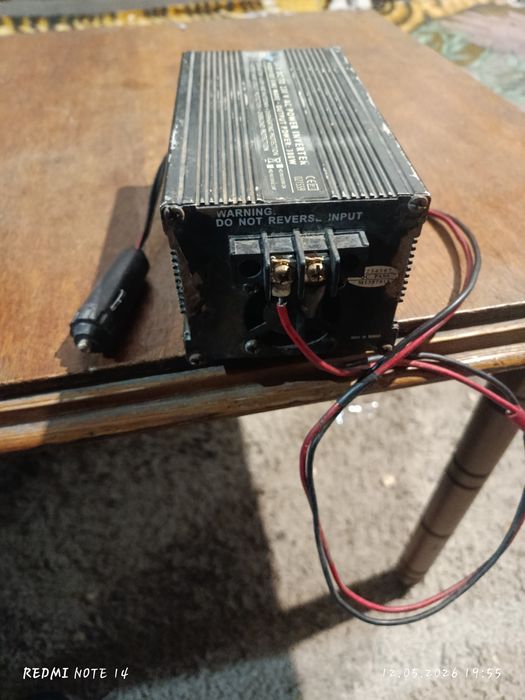 Инвертор 12/24 220v