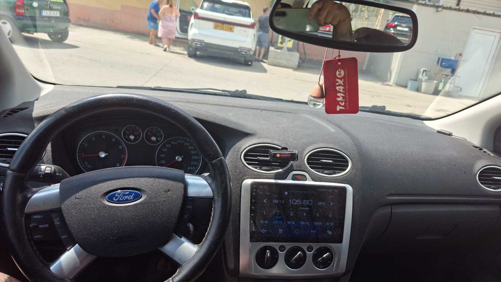 Ford Focus 1.6 Benzină