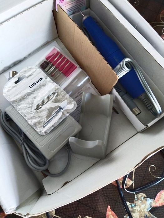 Маникюрный аппарат