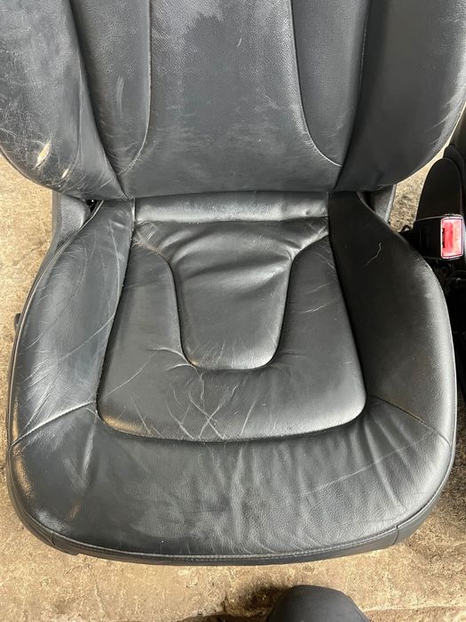 Салон Ауди AUDI A5 2врати Черен кожа Обикноввен Ел. подгрев ном 856