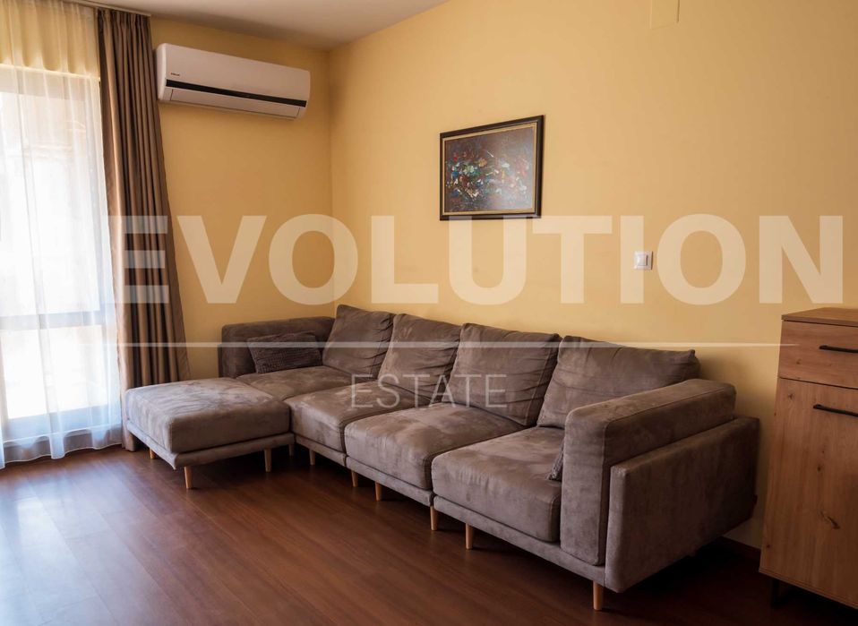 Продава се Тристаен апартамент в Варна, Център - 110 кв.м за 2546 €/кв.м - Снимка #3