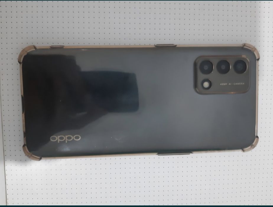 В продаже Oppo A74