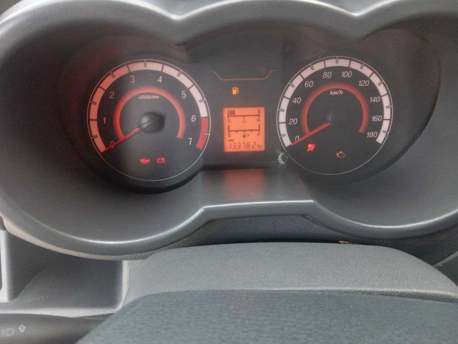 Срочно Changan (Чанган) машинаси сотилади!