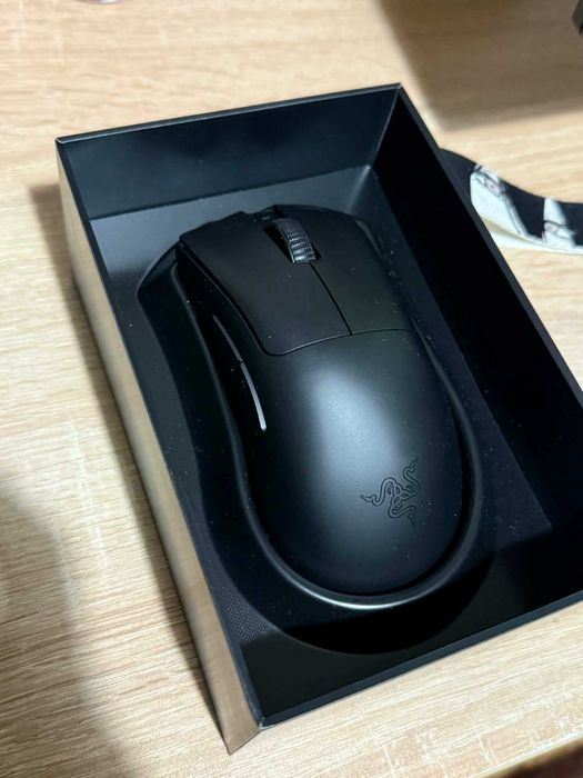Razer Deathadder V3 Pro Hyperpolling Геймърска мишка