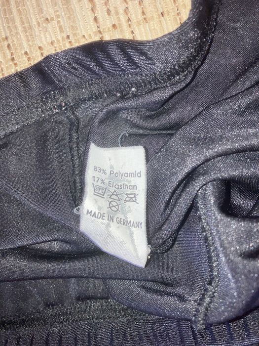 Maieu (TCM) și pantaloni scurți pentru ciclism