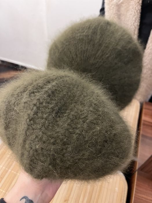 Шапка от заешка вълна