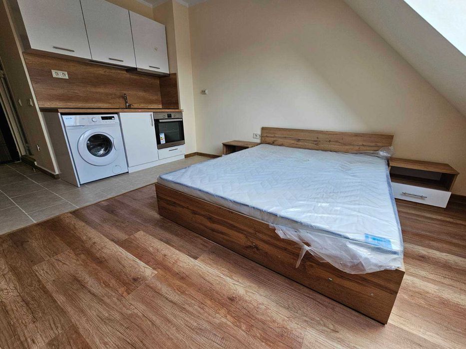 Продава се Едностаен апартамент в София, Студентски град - 33 кв.м за 2394 €/кв.м - Снимка #1