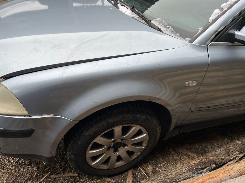 Aripa fata stanga Volkswagen VW Passat B5.5 [facelift] [2000 - 2005]