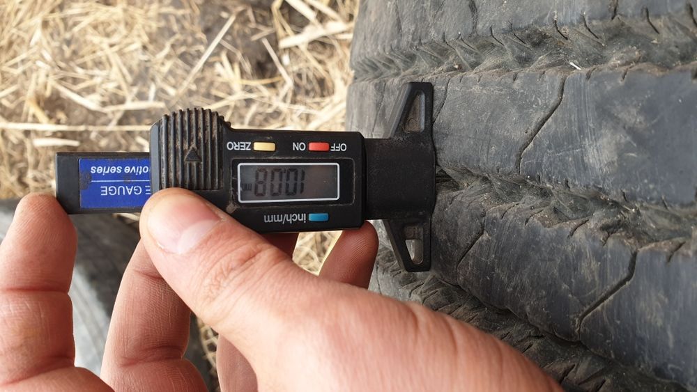 Джанта с гума 225 75 17.5 континентал