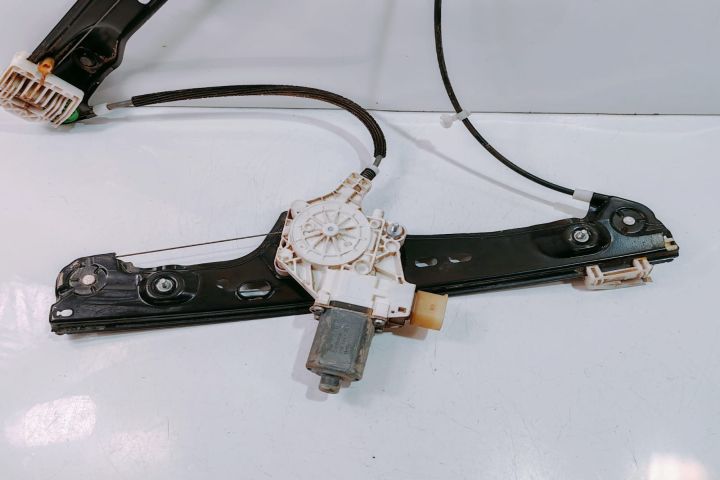 Macara stanga fata cu motoras 7060265S / 7140587E BMW Seria 3 E90/E91