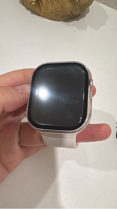 Продается Apple Watch 10 в идеальном состоянии