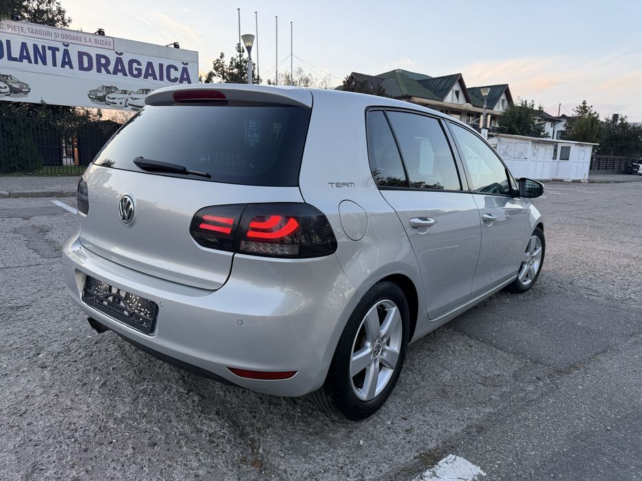 Vw Golf6//bi-xenon,led,park assist//Rate auto