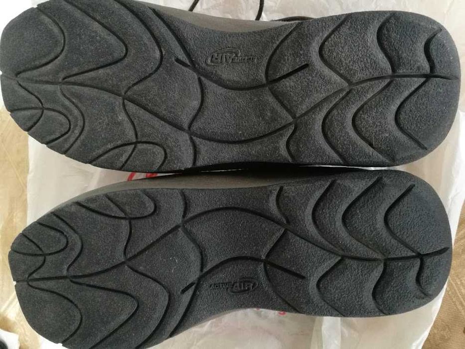 обувки clarks air active 43 нови и solomon conta grip номер 43+1/3