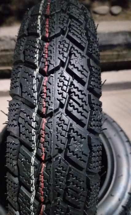 Продаётся пакрышки-шины для скутеров НОВЫЙ. Без камерная