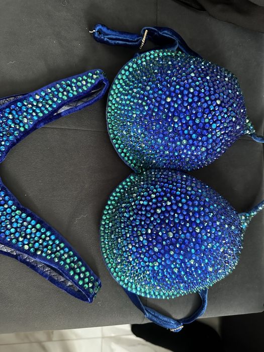 Състезателен бански