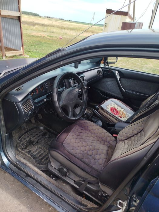 Продам Тойота Карина е лифтбек