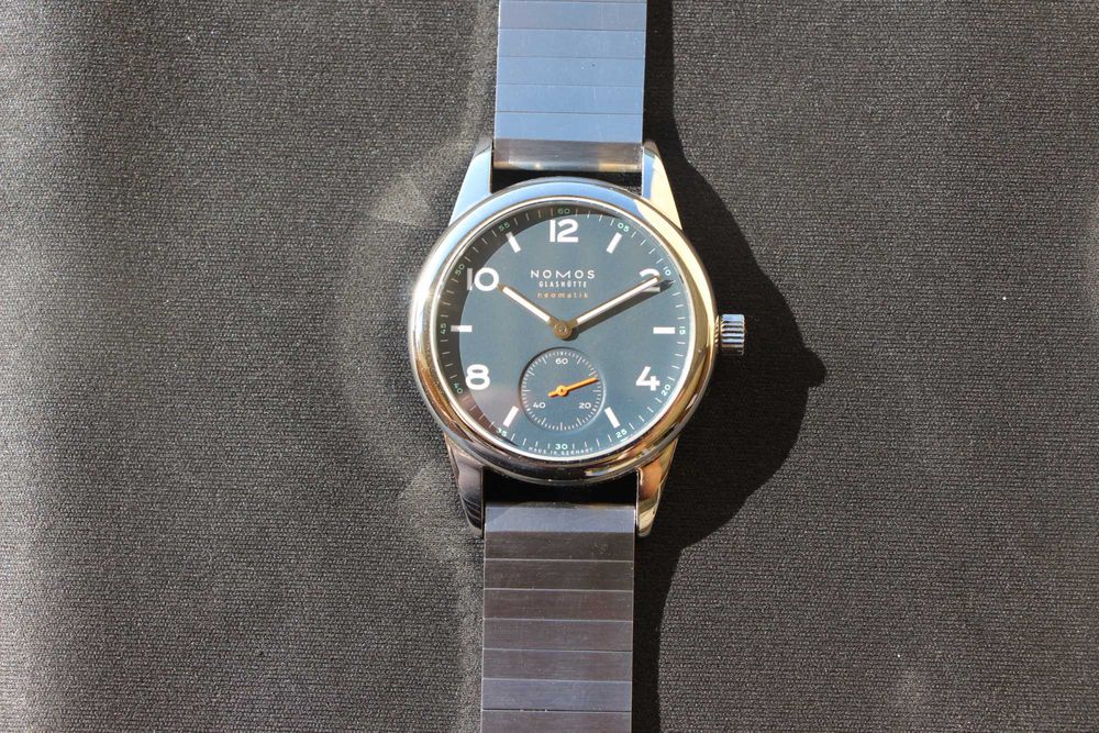 Часовник Nomos Glashütte Club Neomatik Atlantik ref. 741 / Гаранция