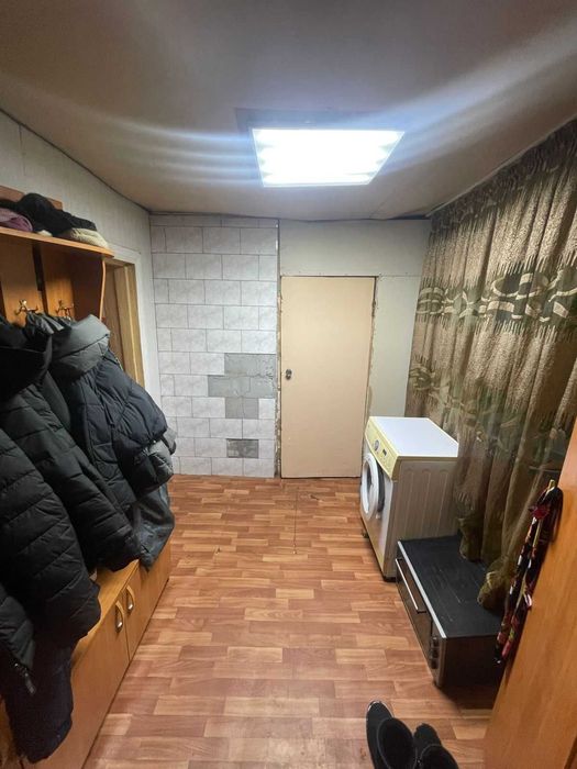 Продам дом в тихом районе.