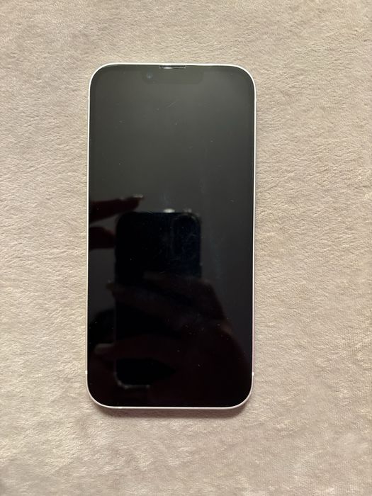 продам Iphone 13