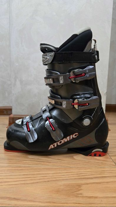 Горнолыжные ботинки Atomic Therm-IC, Recco. 324 mm.  42 размер.