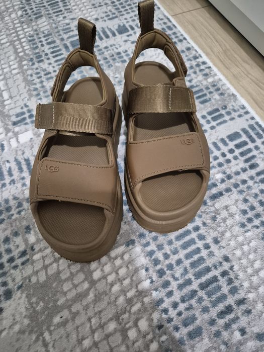 Ugg 36 номер        сандали