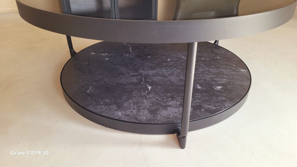 Холна маса икеа, много запазена