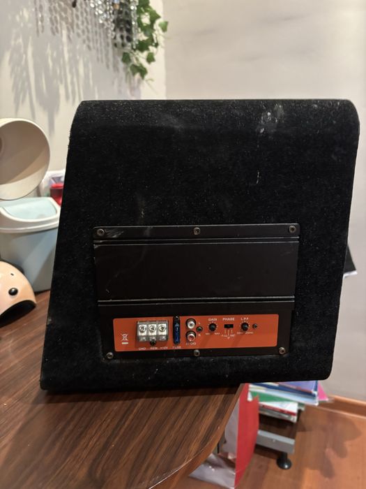 Продам саббуфер