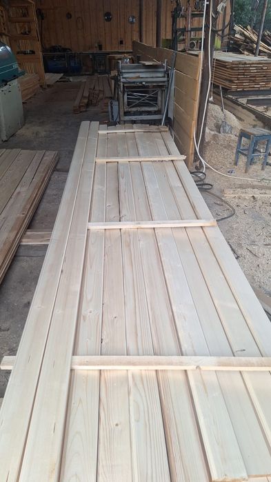 Vand lambriu rășinoase uscat in uscator,prestări servicii uscare.